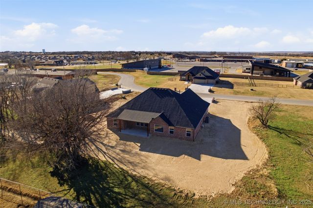309 N 23rd Street, Collinsville, OK 74021