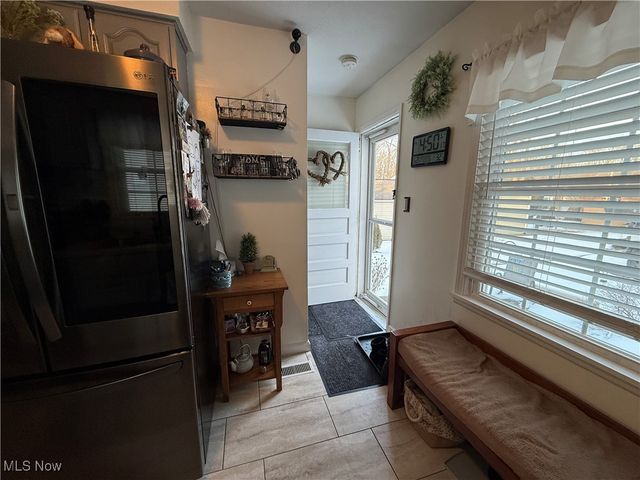 324 Maple Street, Ravenna, OH 44266