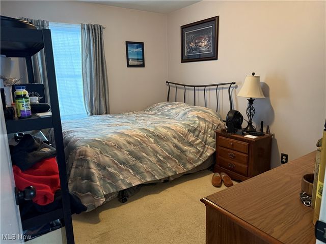 324 Maple Street, Ravenna, OH 44266