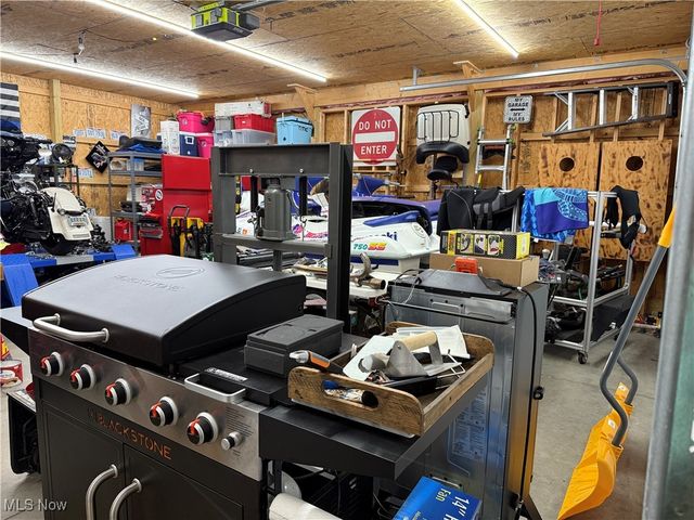 324 Maple Street, Ravenna, OH 44266