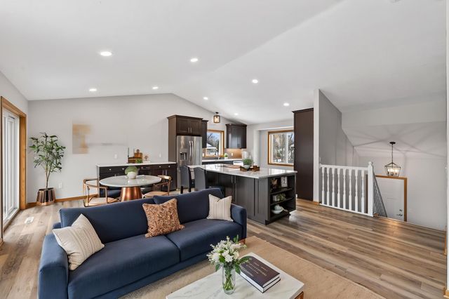 13941 Fountain Avenue N, Hugo, MN 55038