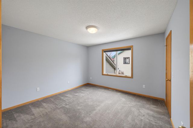 13941 Fountain Avenue N, Hugo, MN 55038