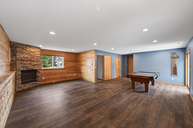 13941 Fountain Avenue N, Hugo, MN 55038