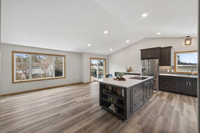 13941 Fountain Avenue N, Hugo, MN 55038