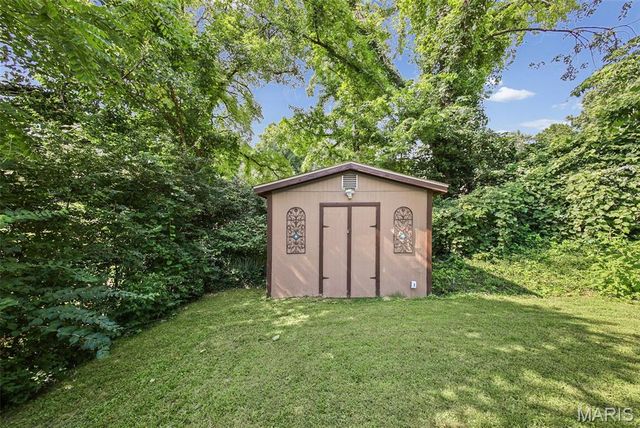 46 Grandview Drive, Collinsville, IL 62234