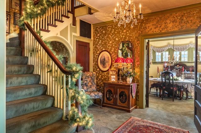 139 MCCLELLAN Street, Cambridge Springs, PA 16403