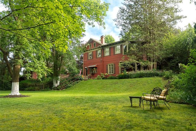 139 MCCLELLAN Street, Cambridge Springs, PA 16403