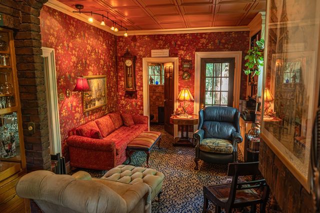 139 MCCLELLAN Street, Cambridge Springs, PA 16403