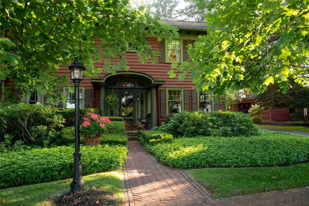 139 MCCLELLAN Street, Cambridge Springs, PA 16403