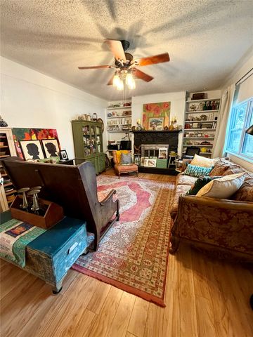 102 E 7th Street, Quanah, TX 79252