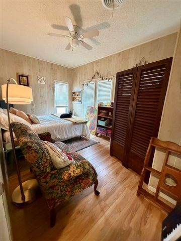 102 E 7th Street, Quanah, TX 79252