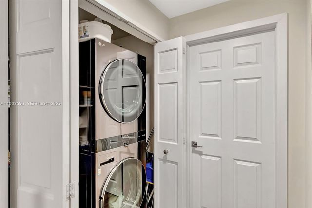 19136 Fisher Island Dr 19136, Miami Beach, FL 33109