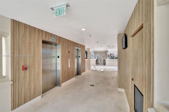 19136 Fisher Island Dr 19136, Miami Beach, FL 33109