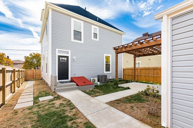 1138 Mount Vernon Avenue, Columbus, OH 43203