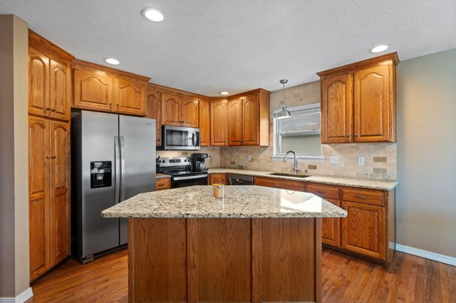 424 Columbine Street, Rogersville, MO 65742