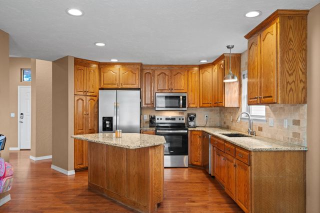 424 Columbine Street, Rogersville, MO 65742