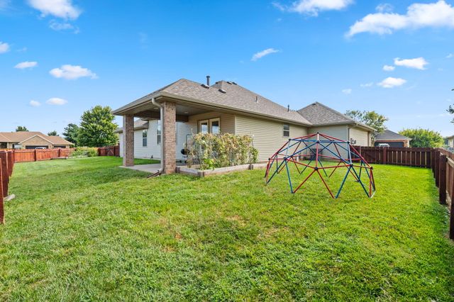 424 Columbine Street, Rogersville, MO 65742