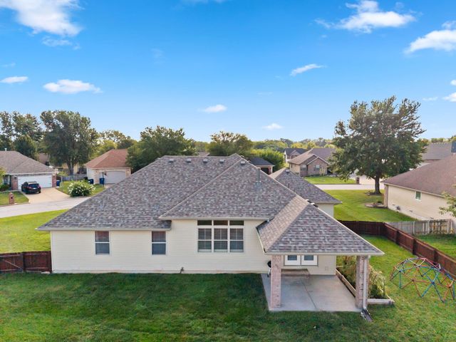 424 Columbine Street, Rogersville, MO 65742