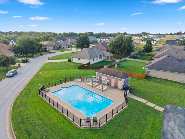 424 Columbine Street, Rogersville, MO 65742