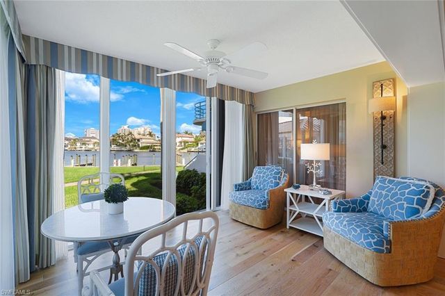 355 Park Shore DR 1-114, Naples, FL 34103