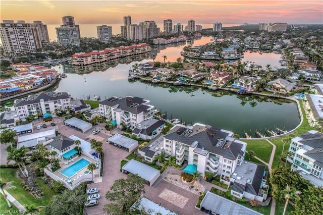 355 Park Shore DR 1-114, Naples, FL 34103