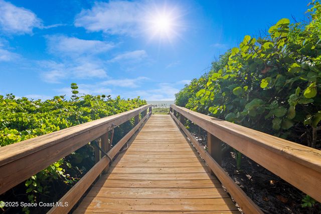2815 S Atlantic Avenue, 606, Cocoa Beach, FL 32931