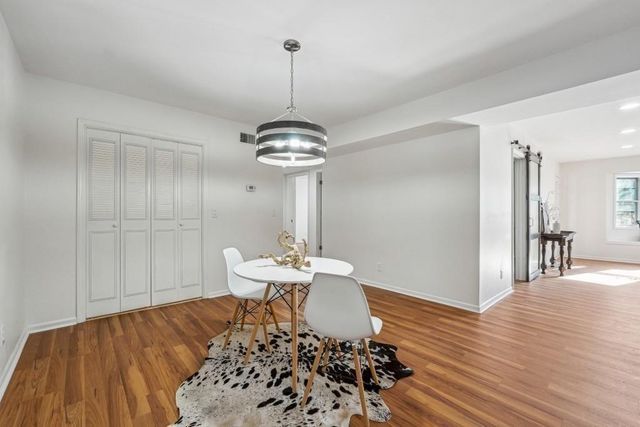 6851 Roswell Road N-20, Sandy Springs, GA 30328