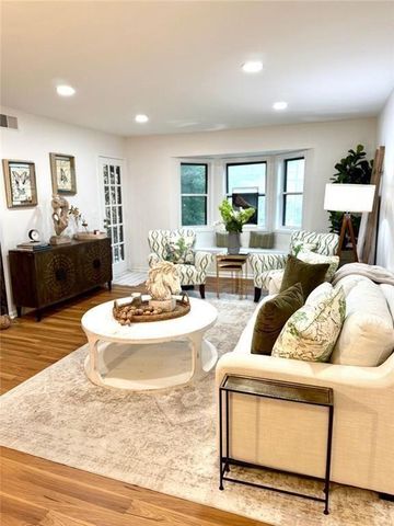 6851 Roswell Road N-20, Sandy Springs, GA 30328