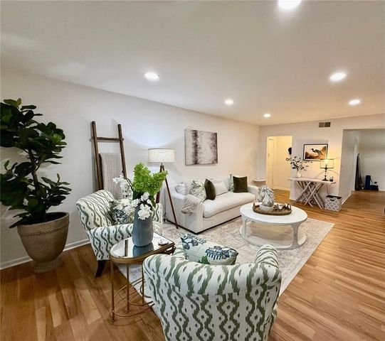 6851 Roswell Road N-20, Sandy Springs, GA 30328