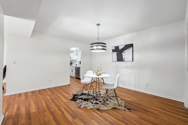 6851 Roswell Road N-20, Sandy Springs, GA 30328