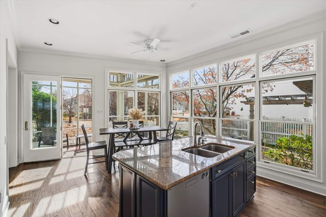 837 HARBOR BEND RD, Memphis, TN 38103