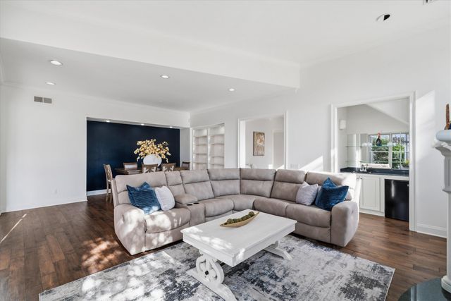 837 HARBOR BEND RD, Memphis, TN 38103