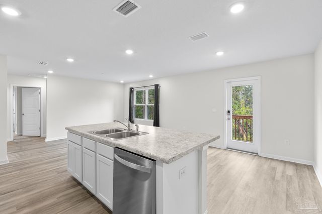 6068 Secretariat Way, Pensacola, FL 32526