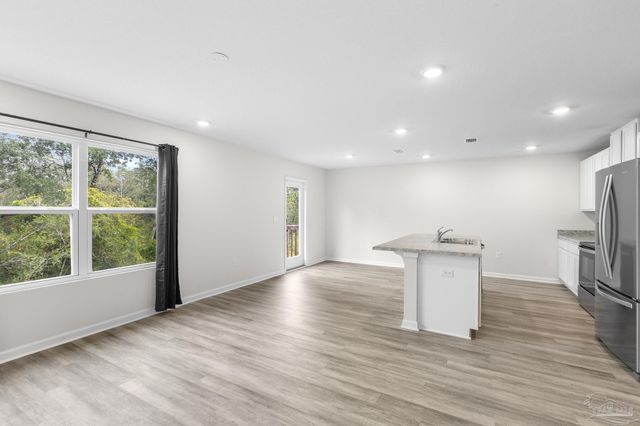 6068 Secretariat Way, Pensacola, FL 32526