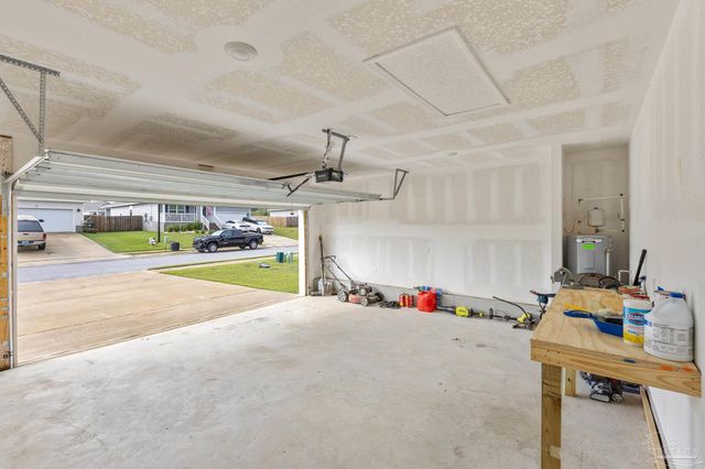 6068 Secretariat Way, Pensacola, FL 32526