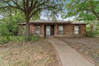 5621 Truitt Street, The Colony, TX 75056