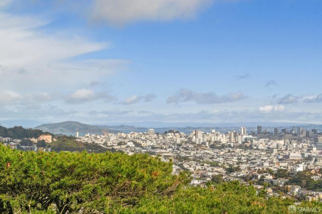 15 Red Rock Way 202N, San Francisco, CA 94109