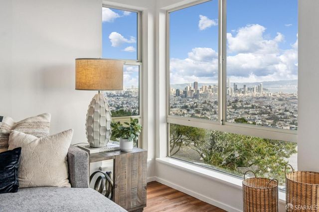 15 Red Rock Way 202N, San Francisco, CA 94109