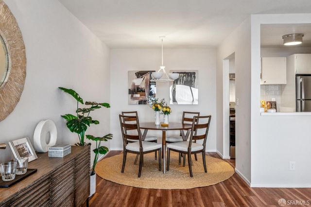 15 Red Rock Way 202N, San Francisco, CA 94109