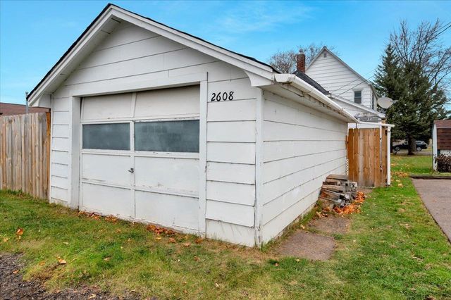 2608 E 4th St, Superior, WI 54880