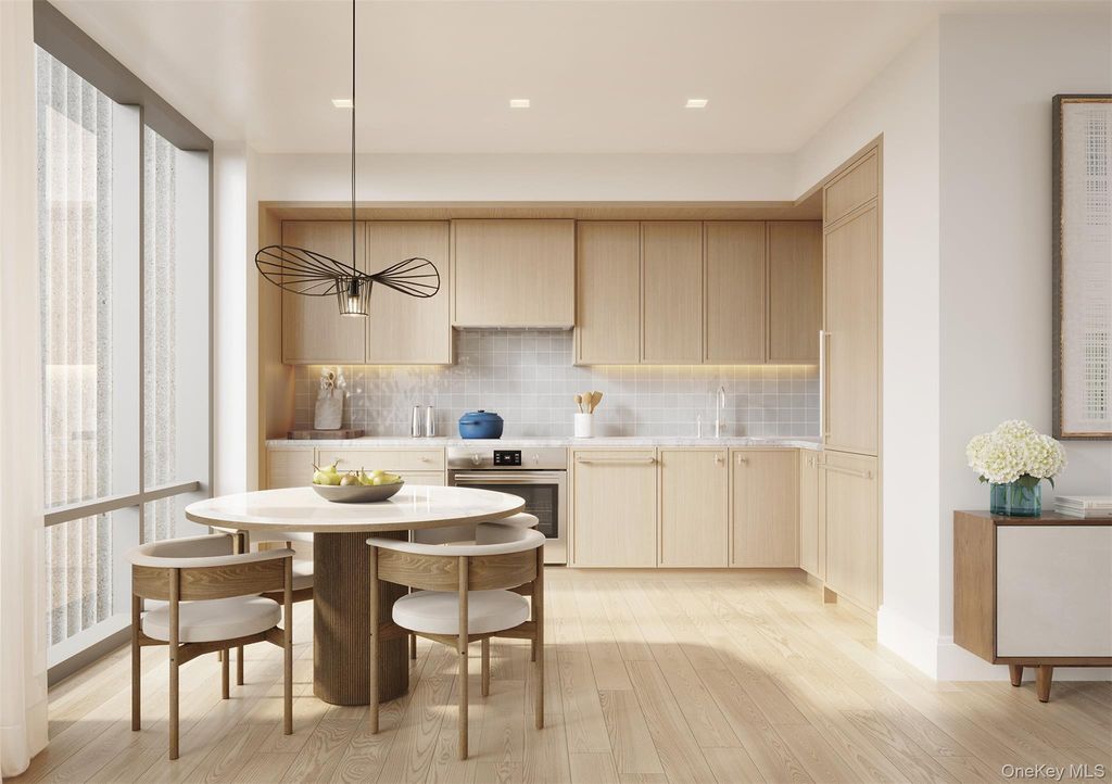 2401 Queens Plaza N 704, Long Island City, NY 11101