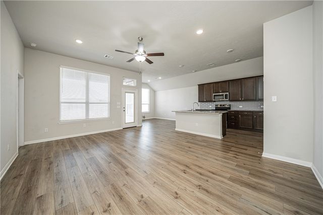 2008 Viva Road, Bryan, TX 77807