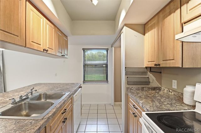 9780 W Tennessee Lane, Crystal River, FL 34428