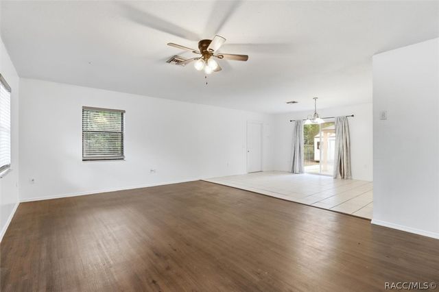 9780 W Tennessee Lane, Crystal River, FL 34428