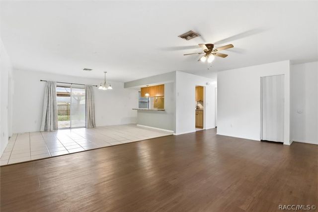 9780 W Tennessee Lane, Crystal River, FL 34428