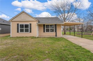 608 Hayes Street, Mcgregor, TX 76657