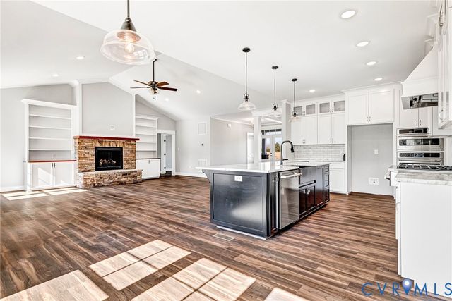 4990 Hundley Pl, Mechanicsville, VA 23111