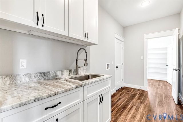 4990 Hundley Pl, Mechanicsville, VA 23111