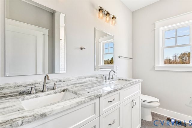 4990 Hundley Pl, Mechanicsville, VA 23111