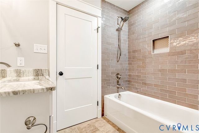 4990 Hundley Pl, Mechanicsville, VA 23111